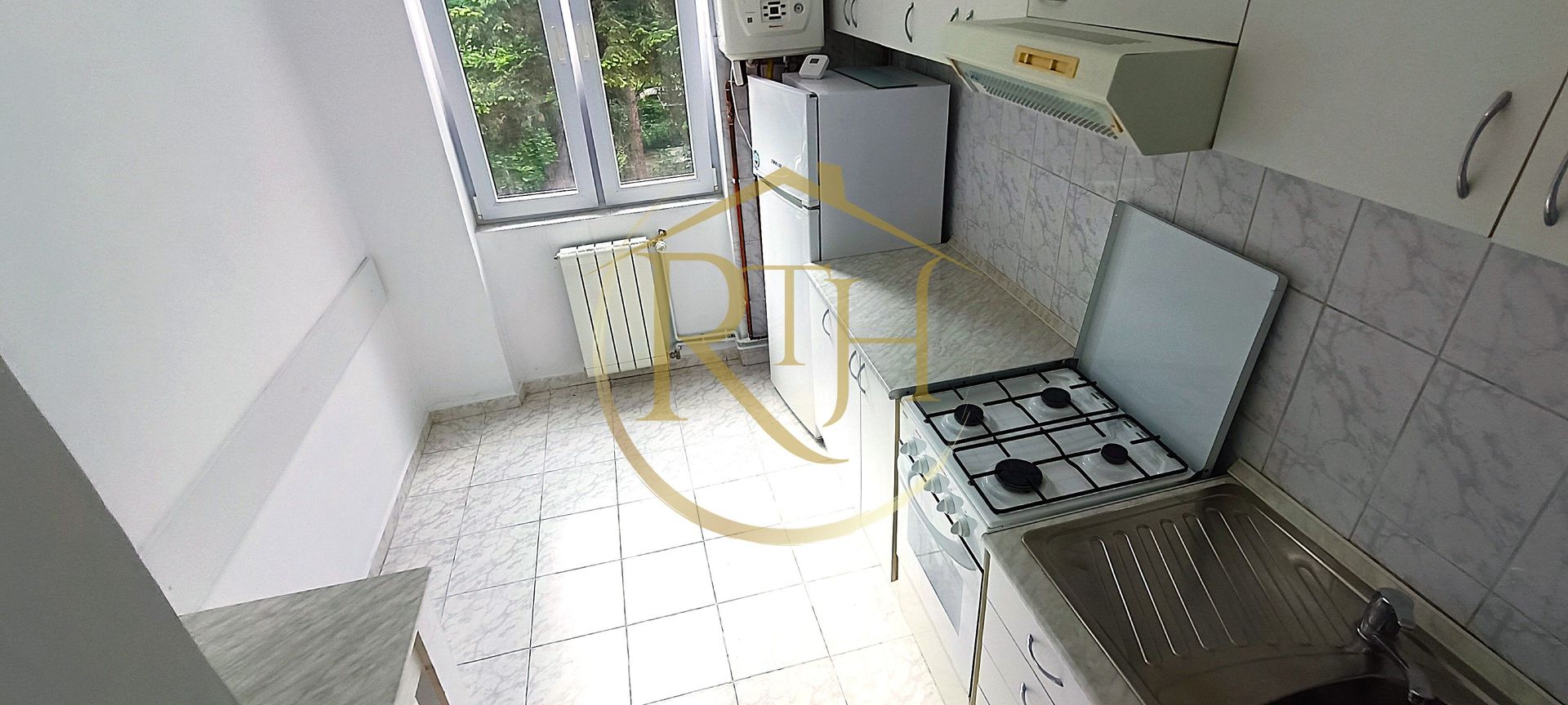 De vanzare apartament 2 camere zona centrala, comision ,,0" - Poză 13