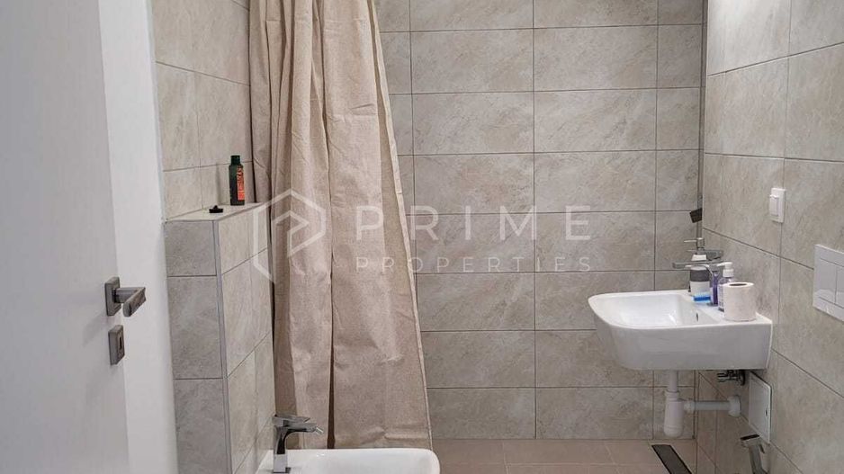 Apartament cu 2 camere de închiriat, cu parcare și boxă – Maurer - Poză 8