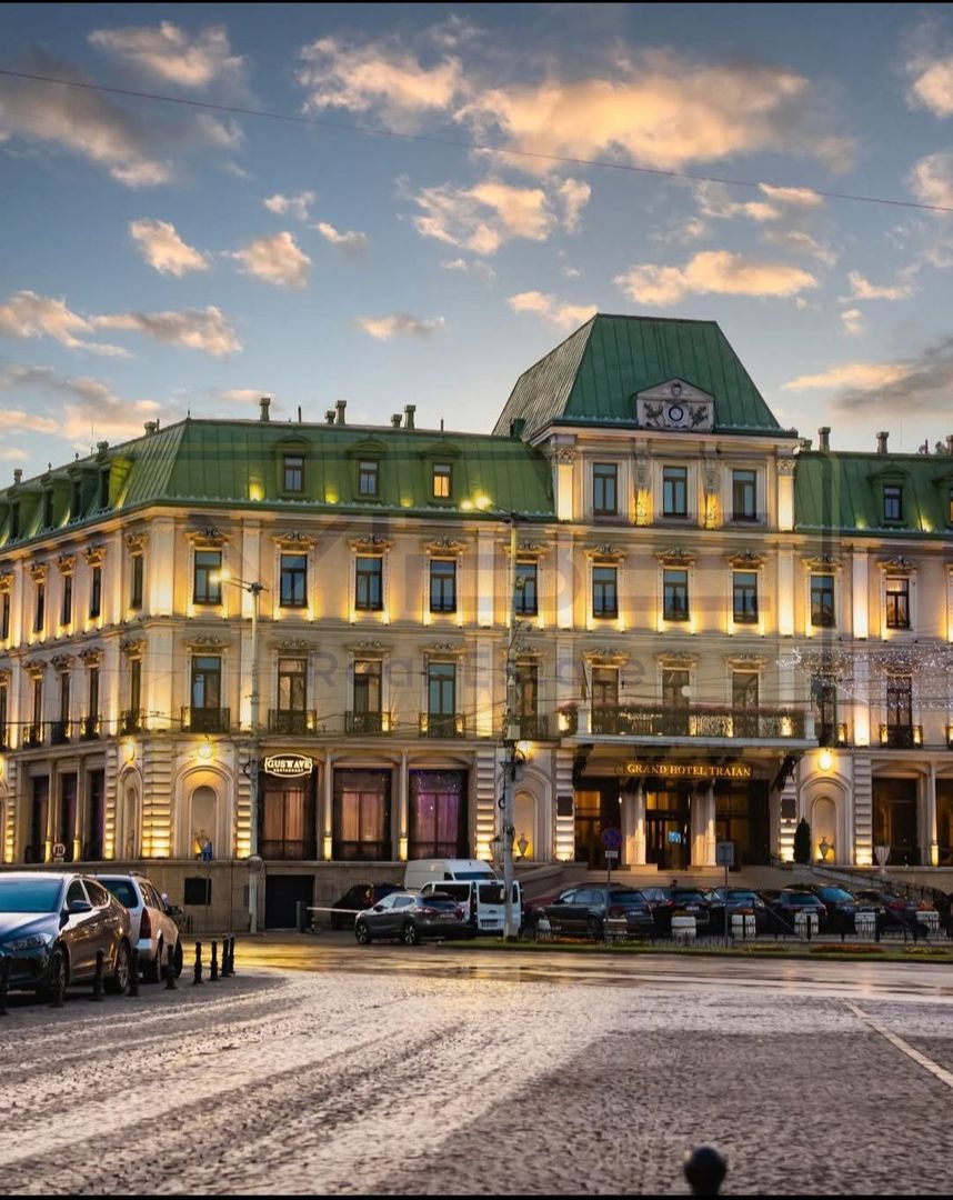 Piata Unirii- Spatiu comercial  stradal - Horeca / Medical / Comerț - Poză 1