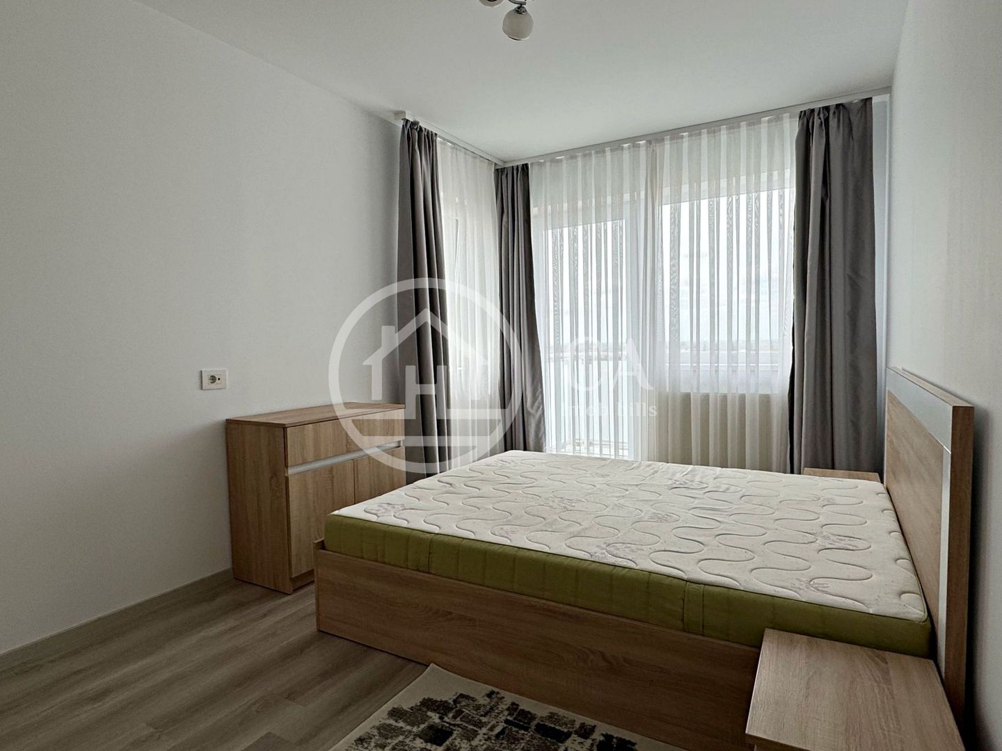 Apartament cu 4 camere de închiriat în Prima Onestilor, Oradea - Poză 4