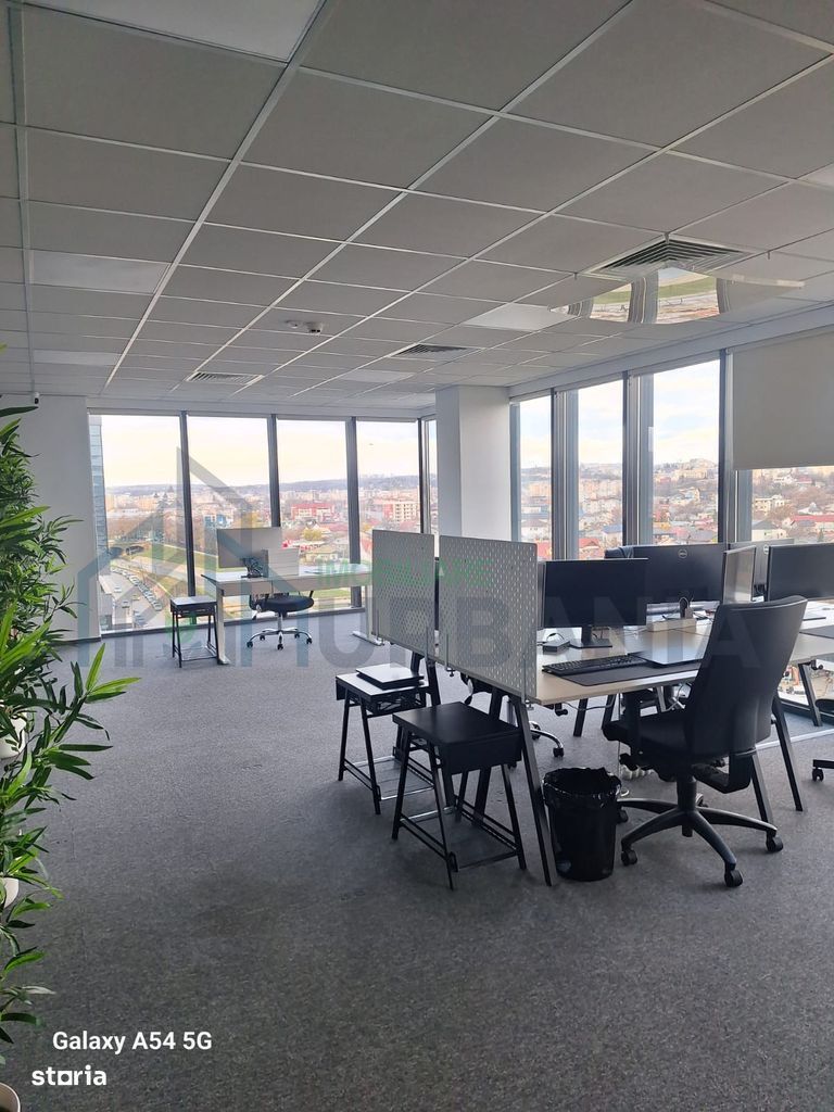 Ultimele birouri disponibile într-un business hub premium - Poză 3