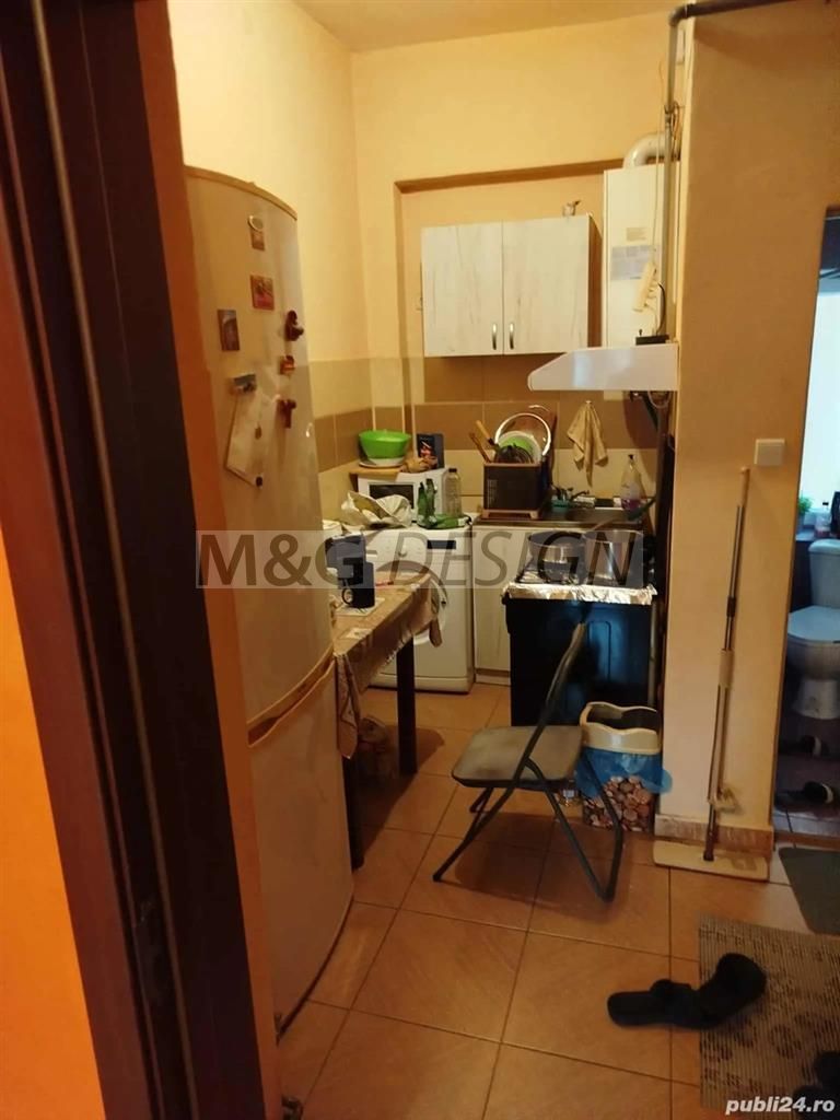 Garsoniera zona Fabric la curte - Poză 2