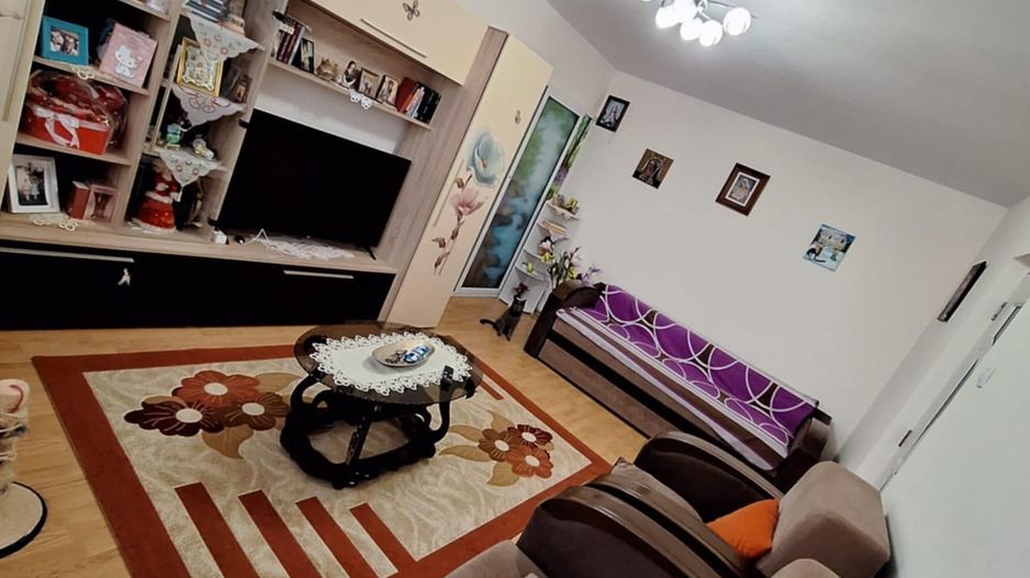 Apartament cu 2 camere, etaj 3/4, Micro 16 - Poză 6