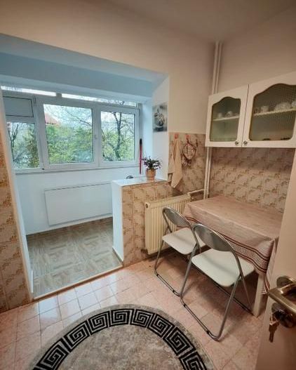 2 camere renovat complet - 850 EUR - zona Primaria Sector 1 - Poză 5