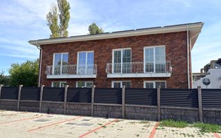 Casă / Townhouse complex nou, de vanzare  în zona Odai - Poză 2
