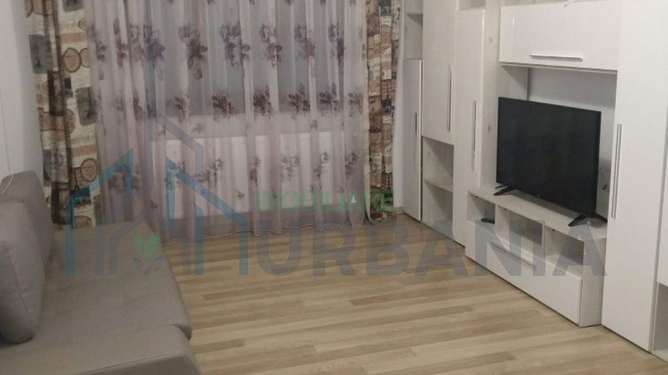 Apartament 2 camere, decomandat - Poză 1