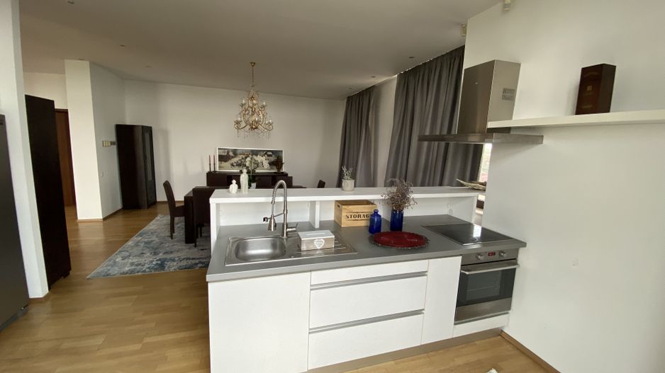 Penthouse 5 camere 250 mp lângă Ambasada SUA , zona Băneasa București - Poză 8