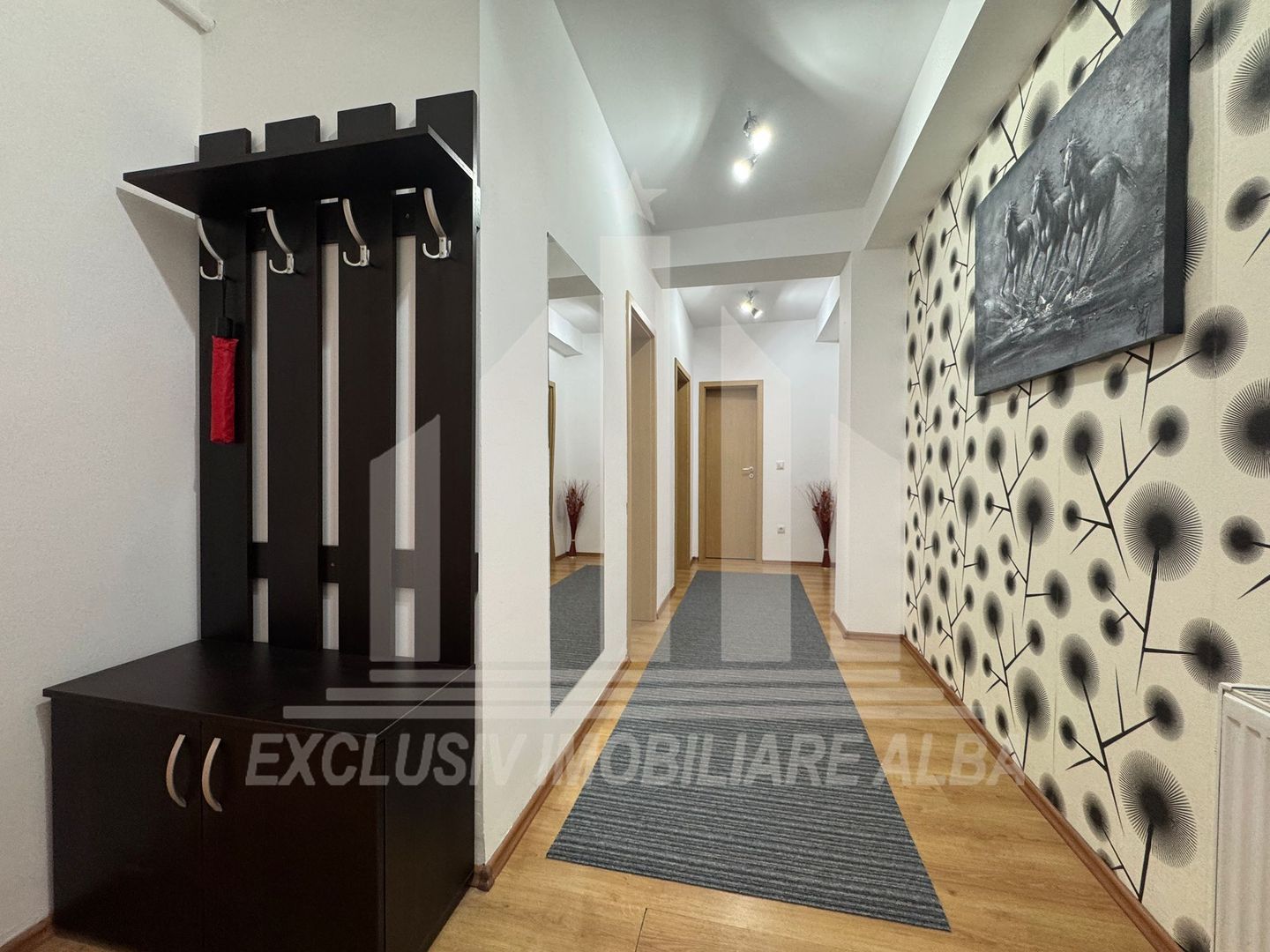 Apartament cu 2 camere de inchiriat, Cetate - Poză 4