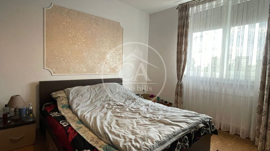 Apartament cu 3 camere de vanzare in zona Decebal, Oradea - Poză 8