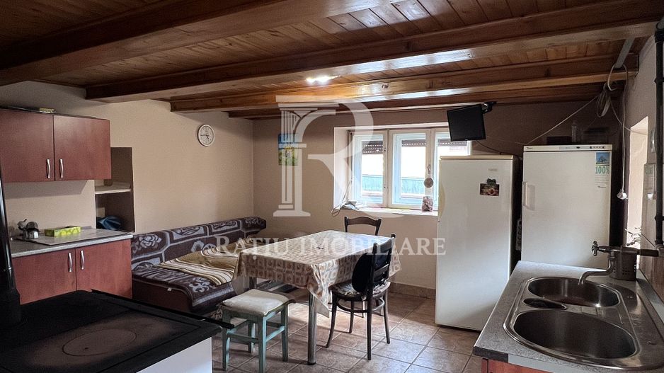 Proprietate rurală de vânzare | 1500 mp teren | Cobătești | Harghita - Poză 4