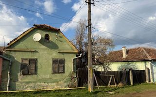 Casă de vânzare în Alțâna | teren 831 mp | poziție centrală - Poză 1