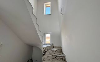 Duplex cu 4 camere Giroc - Poză 5