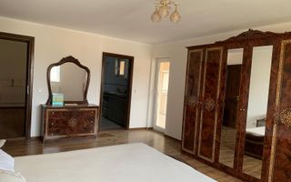 Duplex premium în vatra veche a localității Moșnița Veche - Poză 14