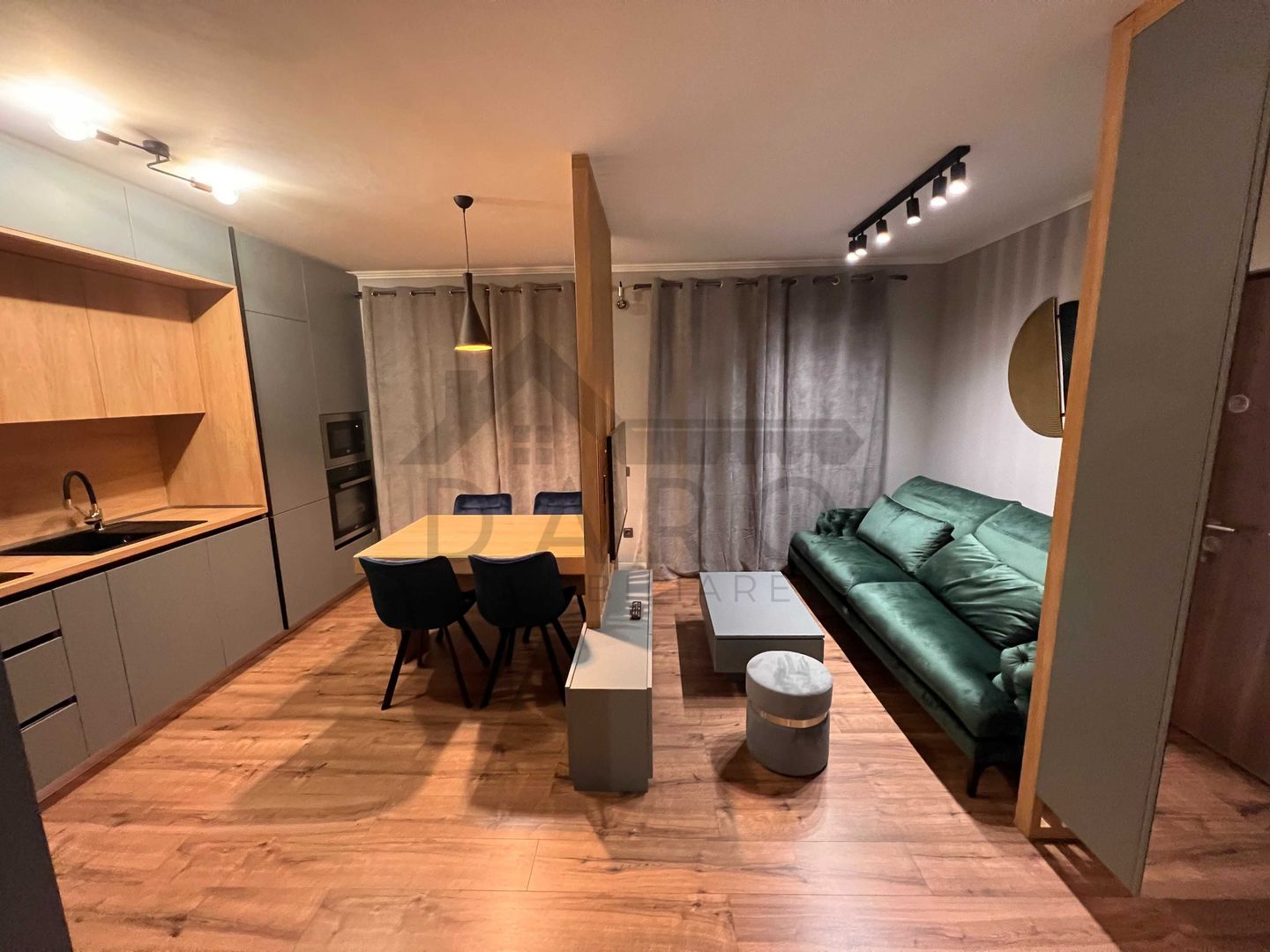 Dau in chirie 2 camere - lux - loc de parcare inclus - Poză 2