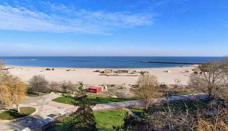 Faleză Nord | Apartamentul tău cu vedere la RĂSĂRIT