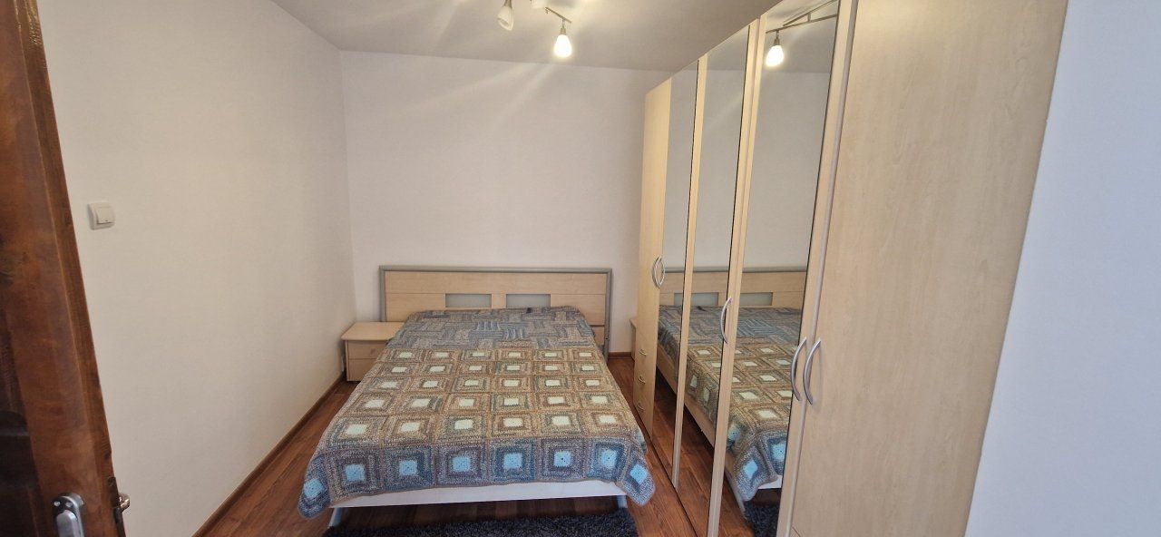 Apartament cu 3 camere de închiriat în zona Moroasa 1 - Poză 4