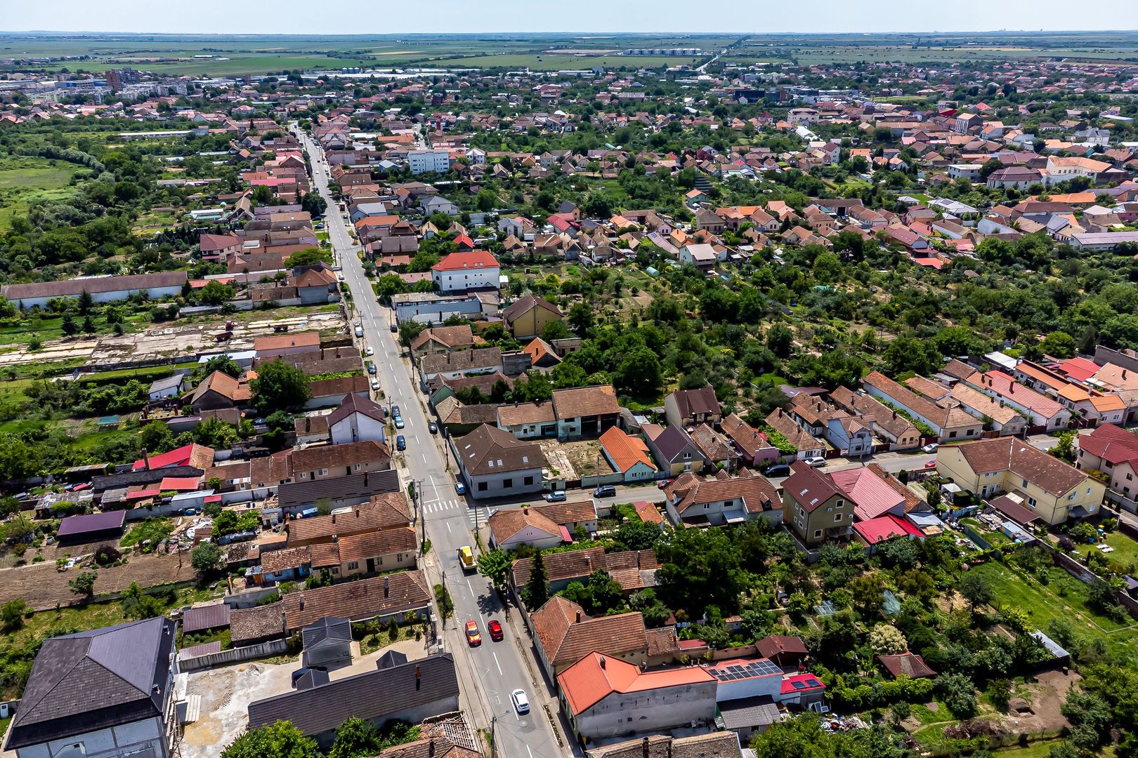 Imobil cu vizibilitate maximă și teren generos în Aradul NOU. - Poză 13