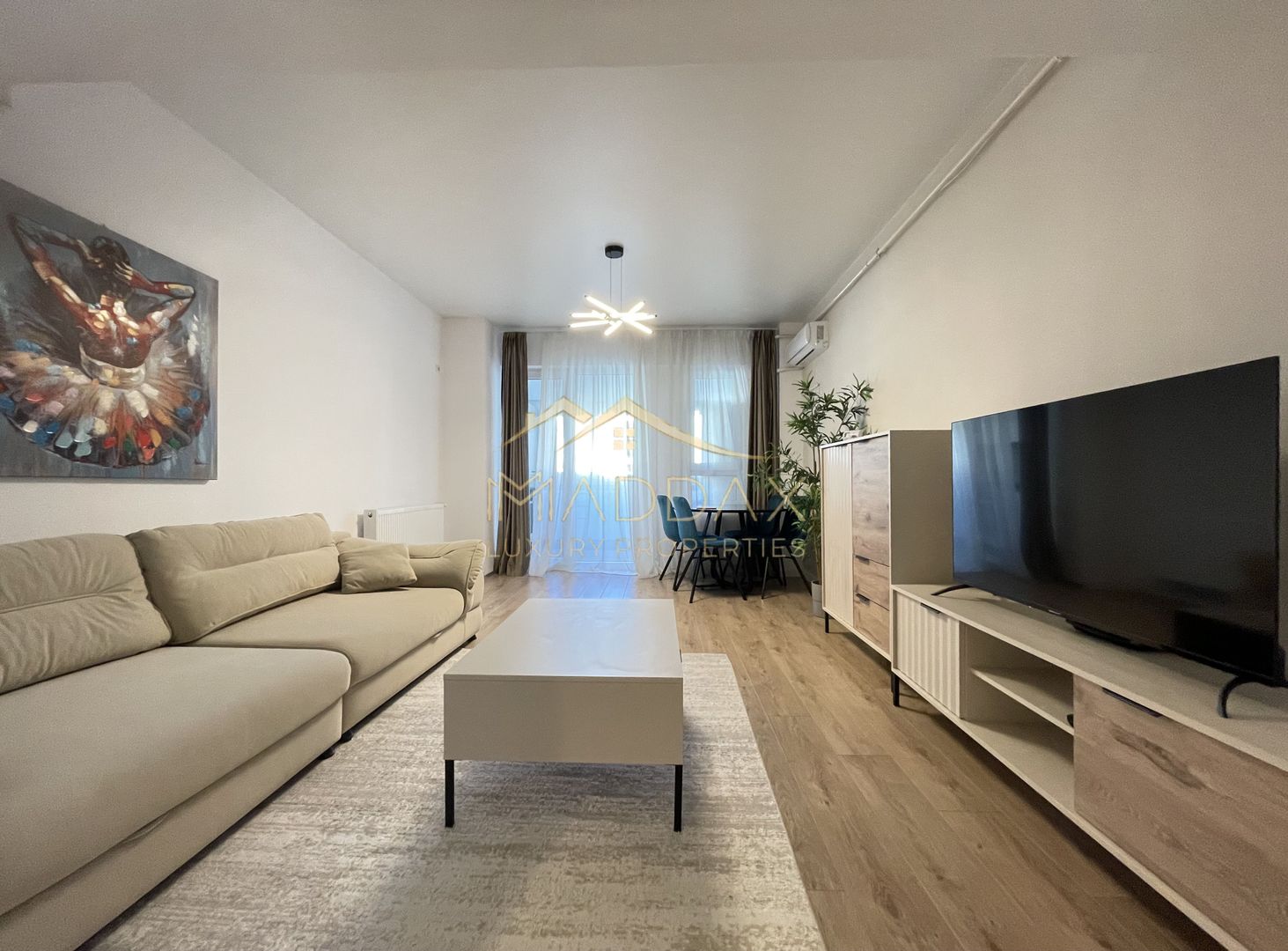 Apartament LUX **2 camere**Parcare inclusa//Hotel Marriott/Unirii - Poză 2
