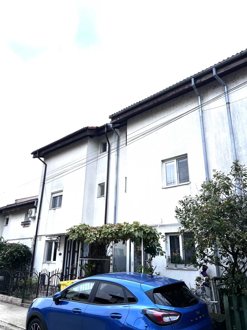 Villa Pipera | Rond OMW - 5 camere | 137mp | 48mp curte - Poză 2