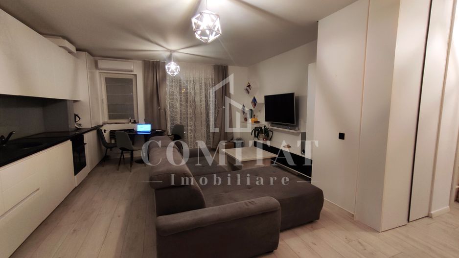 APARTAMENT BIJUTERIE | LA CHEIE | IULIUS MALL - Poză 1