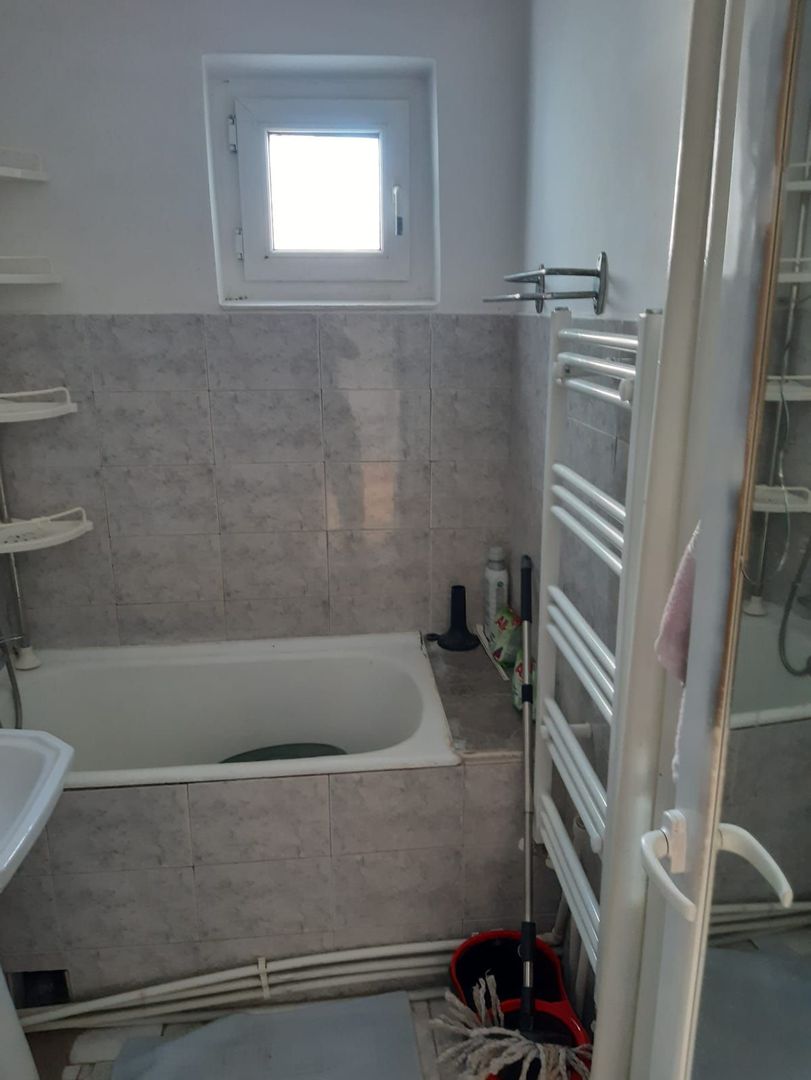 Apartament 4 camere, etaj 1, orientare sudică – Micro 39 A - Poză 9