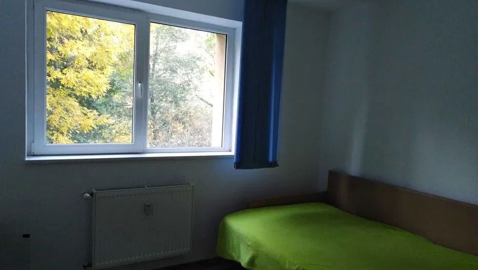 AP. 3 CAMERE DRUMUL TABEREI, RENOVAT, BUCATARIE INCHISA, MOBILAT - Poză 4