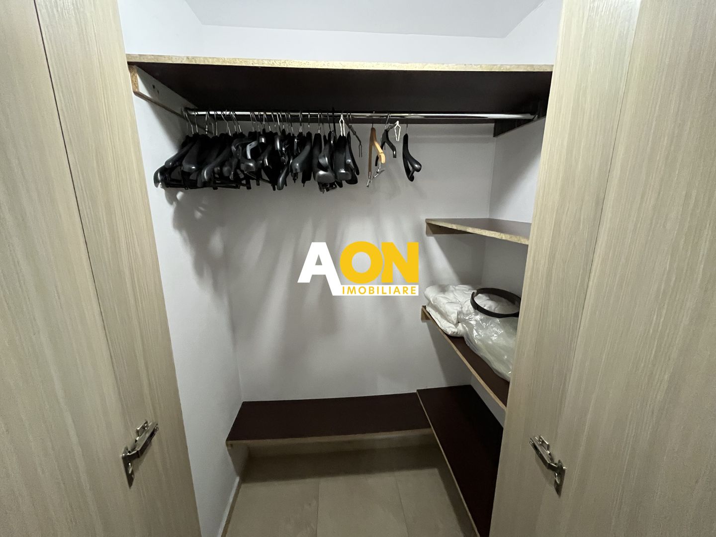 Apartament de inchriat cu 2 camere, terasa, loc de parcare - Poză 6