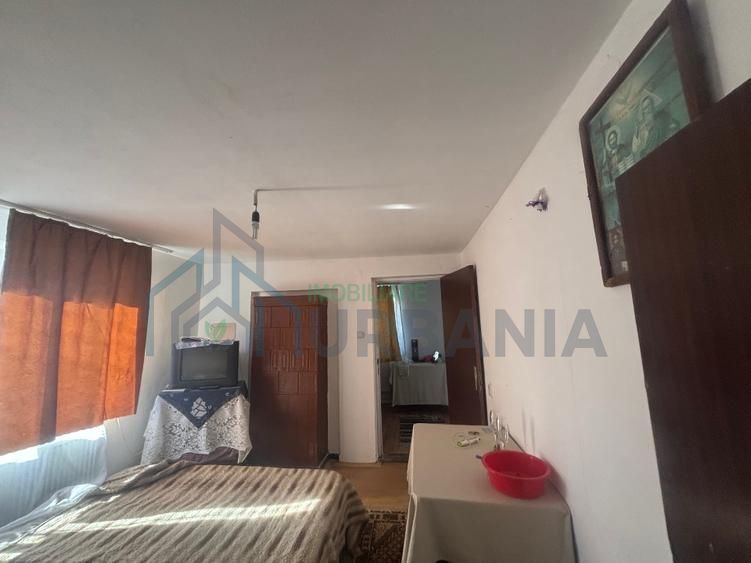 Casă individuală cu 4 camere și 600 mp teren – Pașcani, jud. Iași - Poză 7