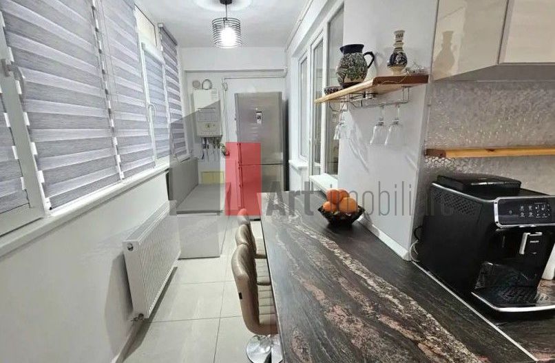 Vanzare apartament 3cam militari rezidence 72mp pret 110mii euro - Poză 8