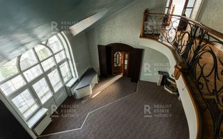 Chirie, oficiu, 4 nivele, 11 odăi, str. Mazililor, Botanica - Poză 14