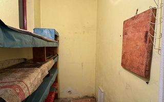 Casa de vanzare zona Velenta - Poză 5