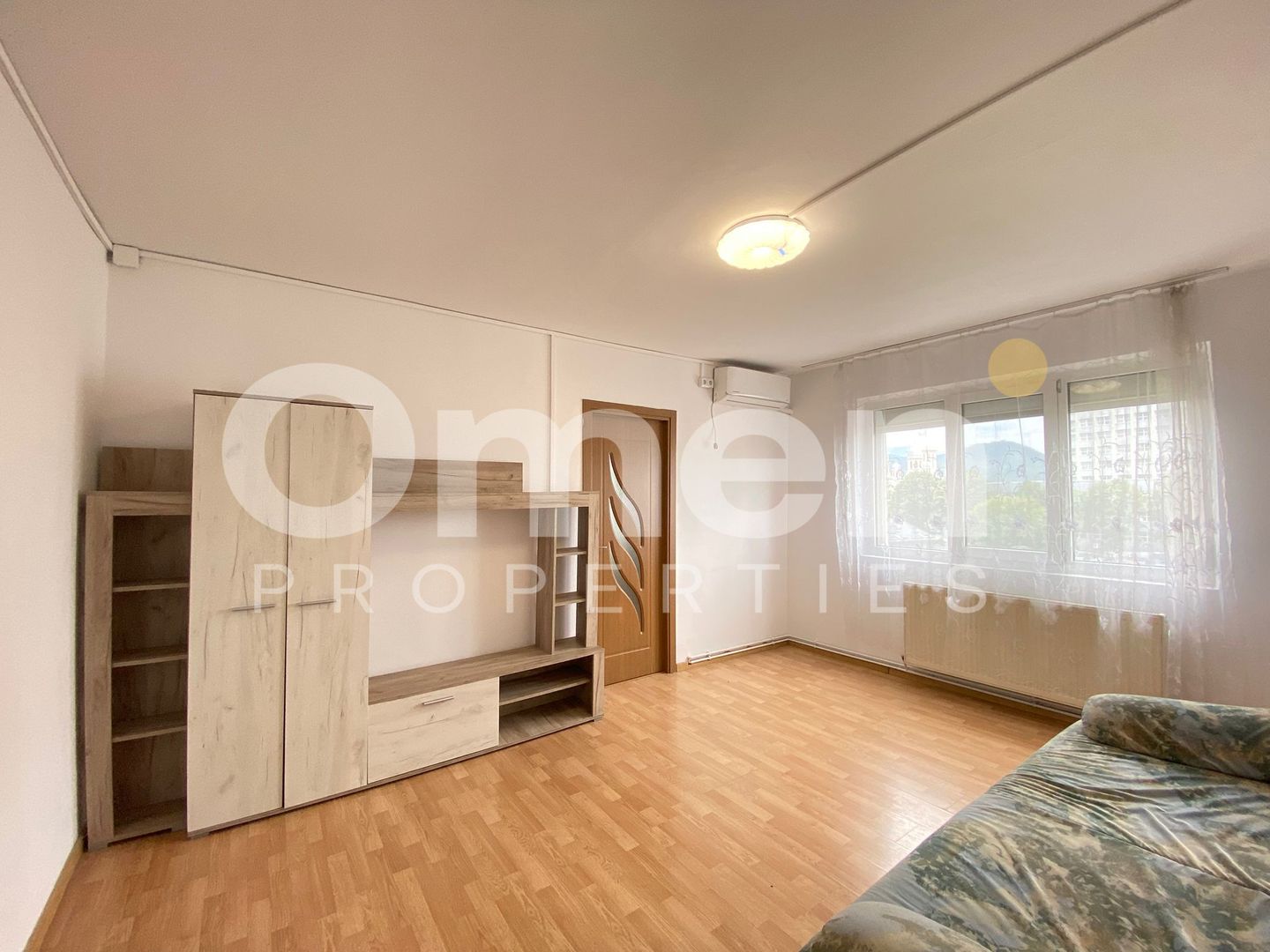 Apartament cu 2 camere, orientare E, langa Spitalulul Judetean - Poză 1