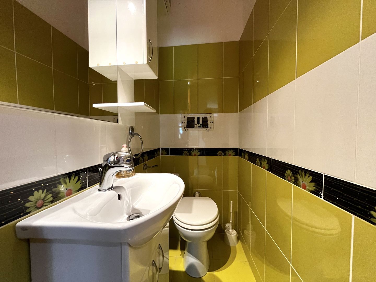 Apartament 4 camere + garaj | Etaj 1 | Zona Centrală – Medicină - Poză 18