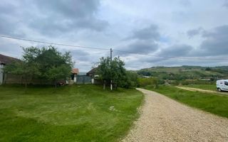 De vânzare | Casă tradițională pe deal + teren 2.470 mp | Sat Burzuc | - Poză 3
