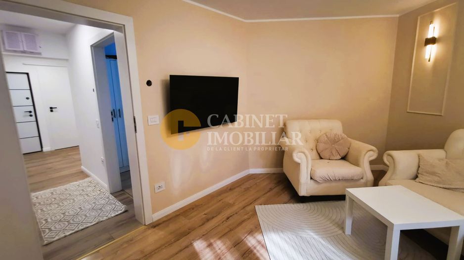 4 camere decomandat, renovat complet – Nicolina 1, prima statie - Poză 2