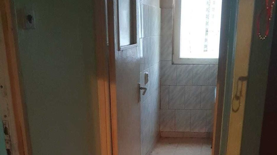 2 camere - Vitan - vanzare - Poză 3