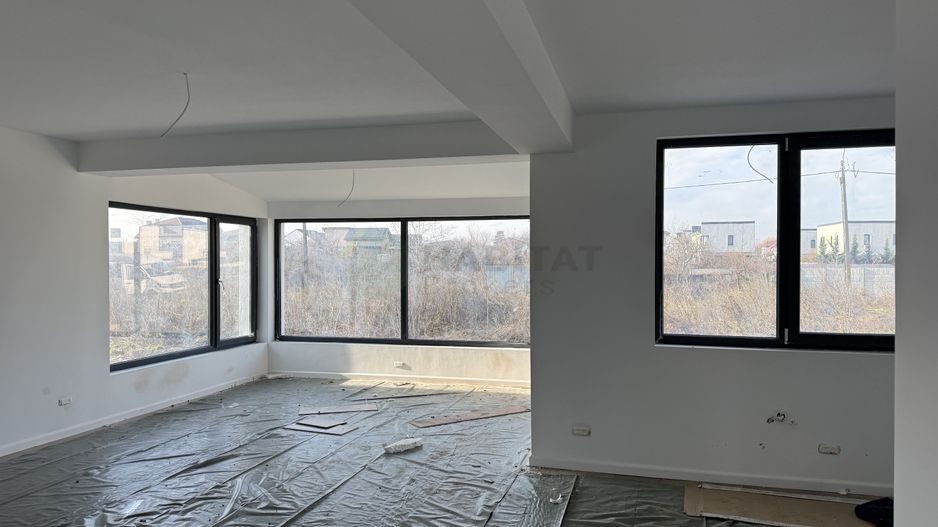 Vila individuala 5 camere Tunari - Poză 23