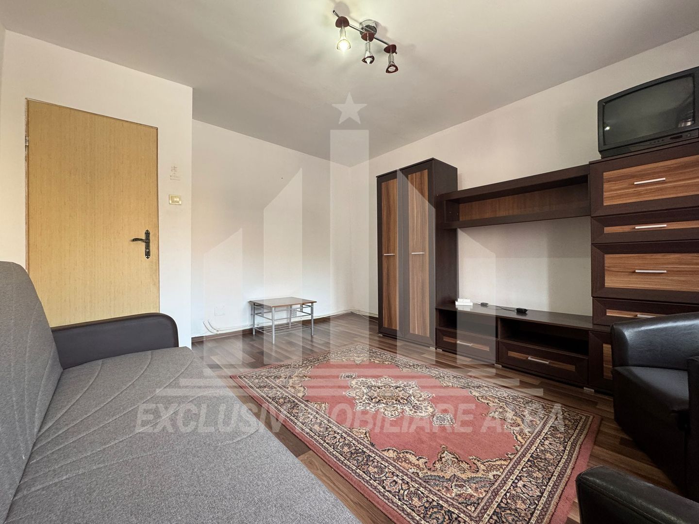 Garsoniera decomandata, etaj 2, Cetate - Poză 2