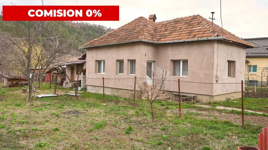 Casa individuala  Leresti la strada principala+ teren 831 mp, utilitati complete - Poză 16