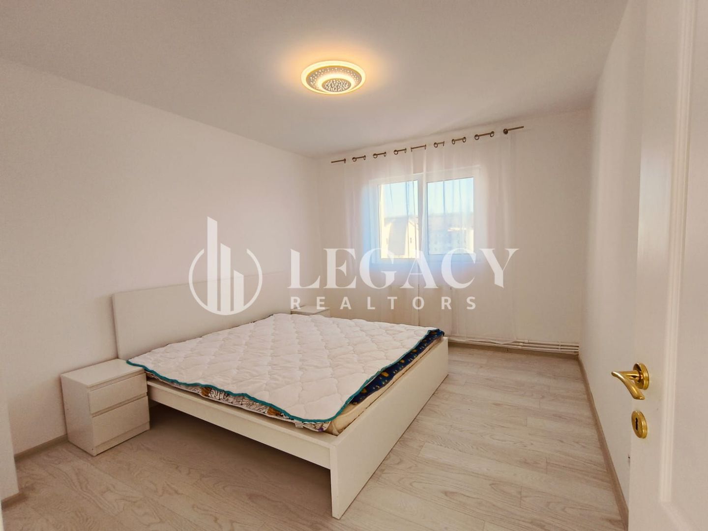 Vilă de închiriat, parter + etaj, str. Valea Rediului 36 - Poză 6