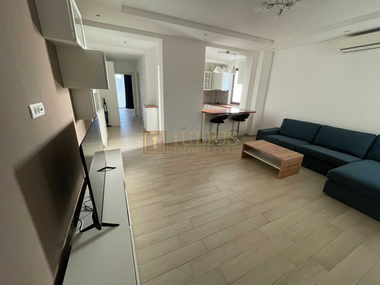 2 camere| Dumbravita| loc de parcare| Bloc nou| - Poză 3