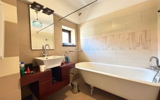 Apartament cu 2 camere de inchiriat, etaj intermediar, Central - Poză 7