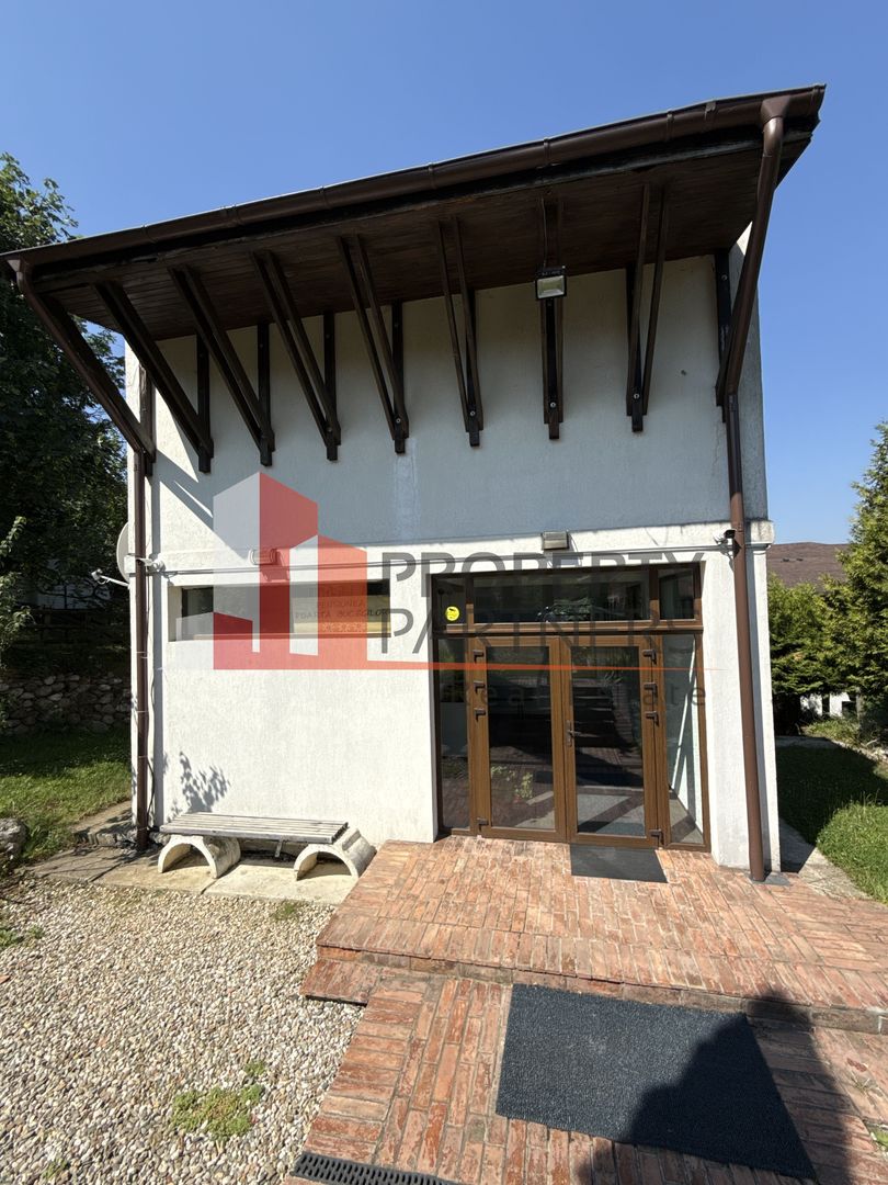 Pensiune  în Bran, sat Poarta – Afacere la cheie, locație premium - Poză 5