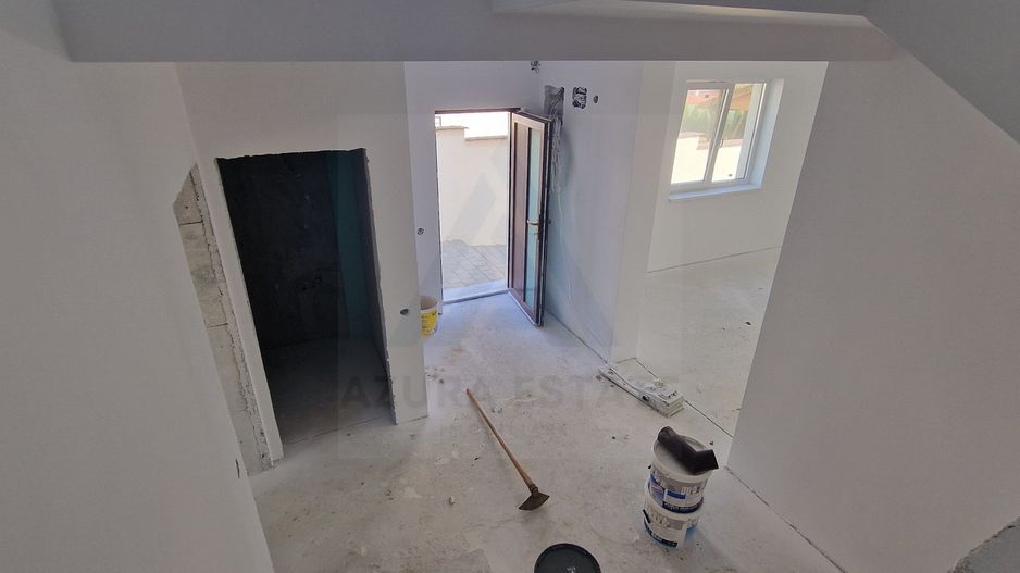 Casa tip duplex , 250 mp curte zona Arhitectilor - Poză 16