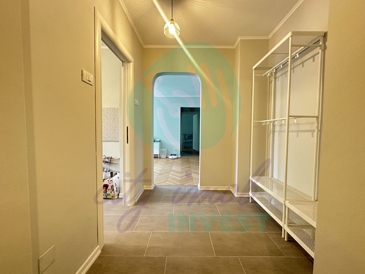 ACASA - unde infloresc teii - Poză 8