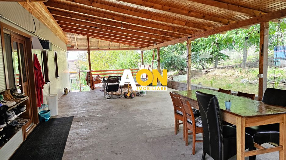 Casa multifunctionala, 6 camere , 700 mp teren, cu utilitati, Ciugud - Poză 3