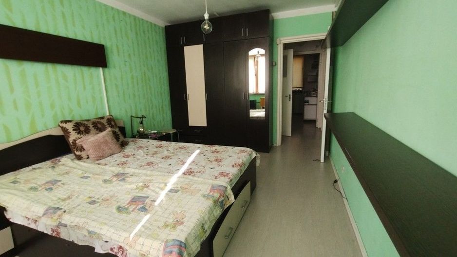 Vanzare apartament 3 camere in Titan- Aleea Giurgeni - Poză 3