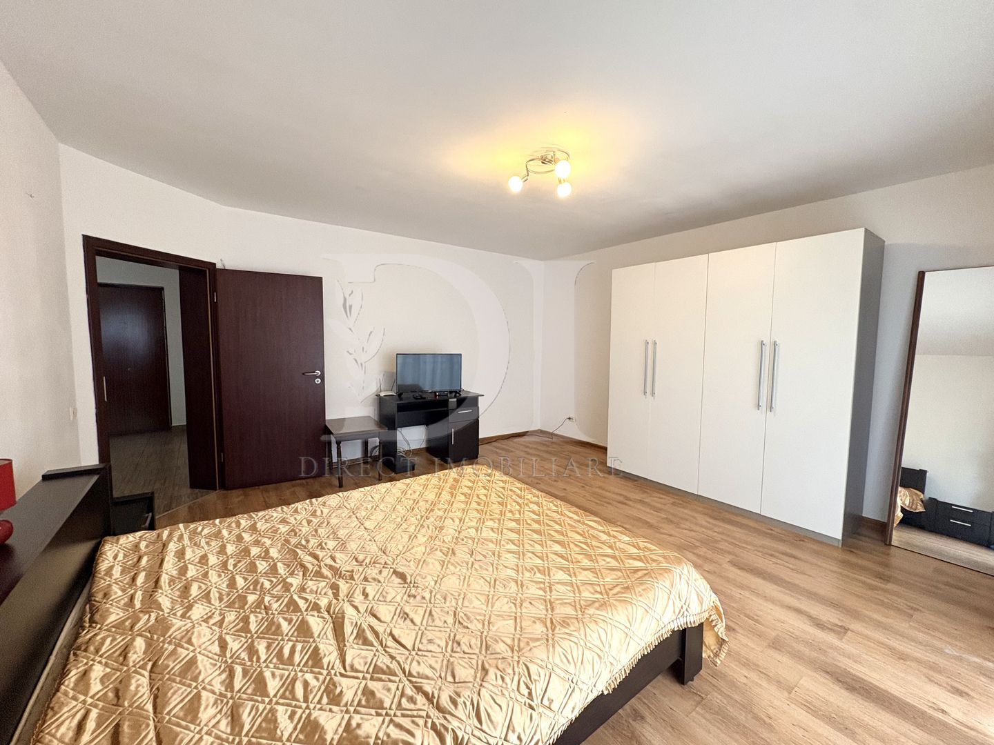Apartament 2 camere – Zona Eroilor - Poză 1