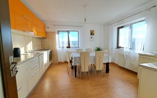 Casa spatioasa si utila,  5 camere, garaj, pivnita  - Sibiu - Poză 10