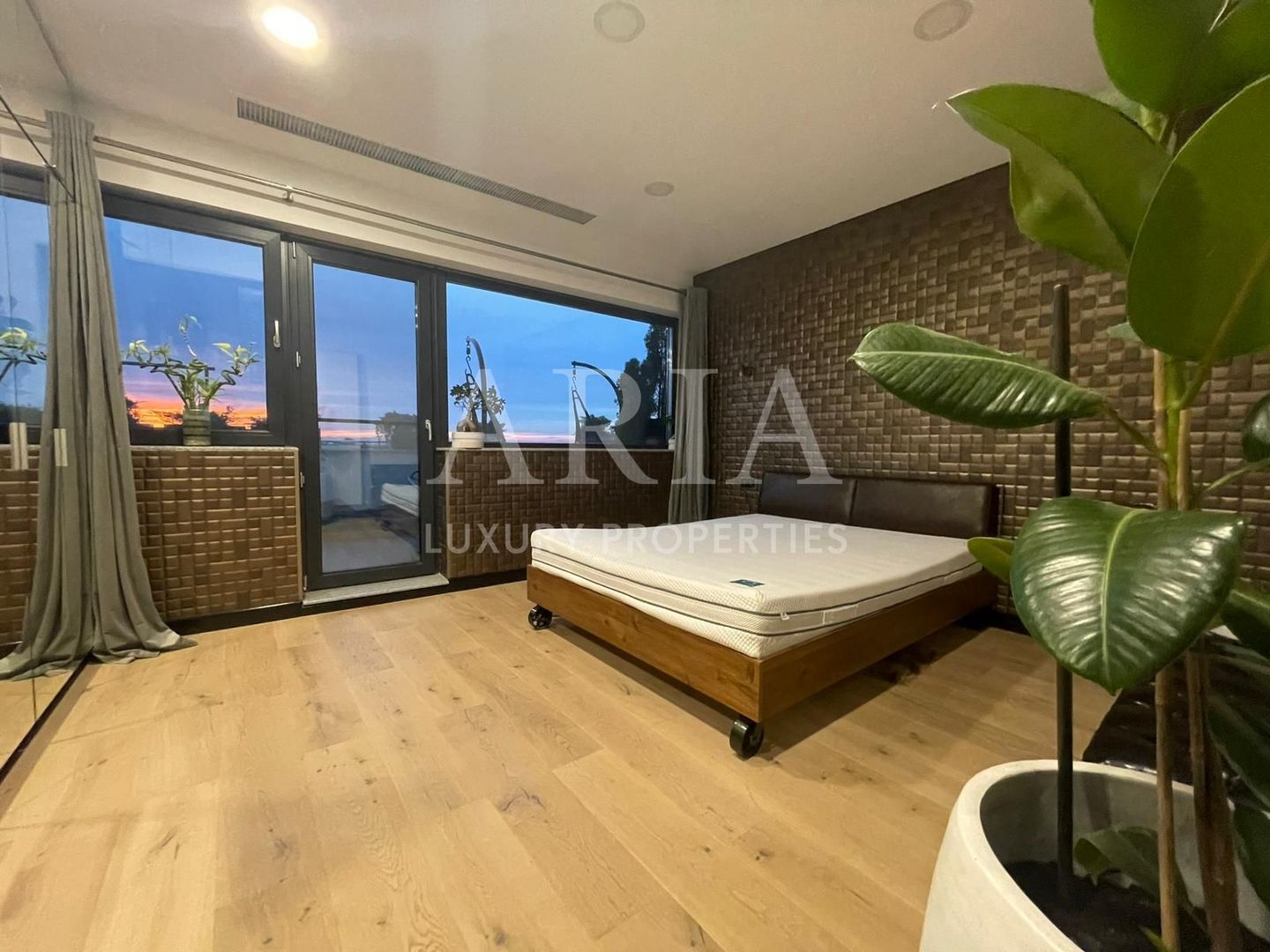 Penthouse superb - Herastrau - perfect city view - Poză 13